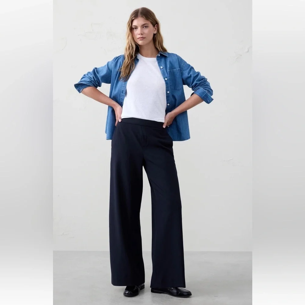 Banana Republic Wide Leg Hayden Pant, Navy, Size 4 Petite - Picture 1 of 6